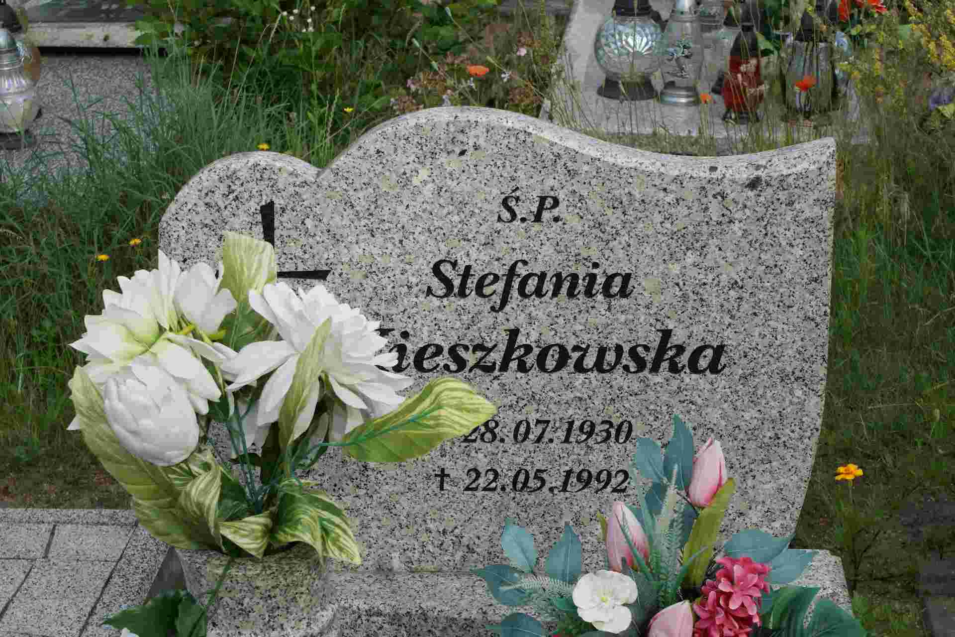 Stefania Kieszkowska 1930 Cybinka - Grobonet - Wyszukiwarka osób pochowanych
