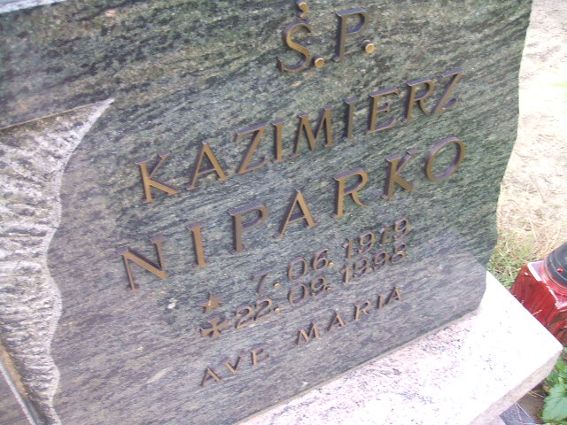 Grób Kazimierz Niparko