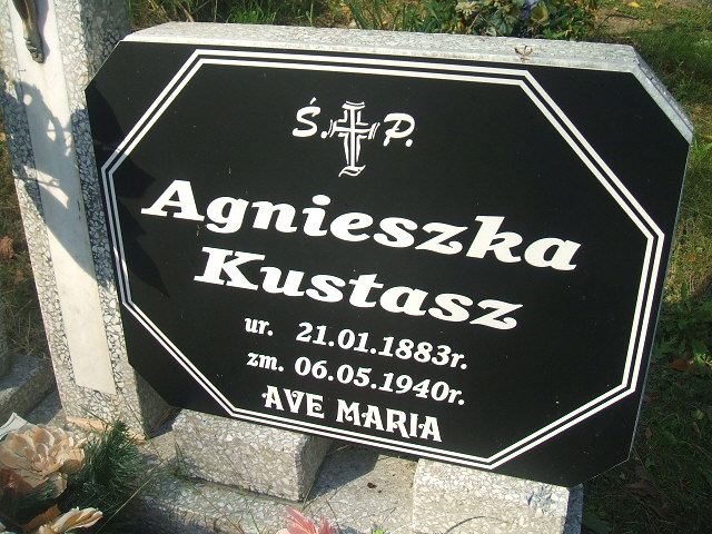 Agnieszka Kustasz 1883 Cybinka - Grobonet - Wyszukiwarka osób pochowanych