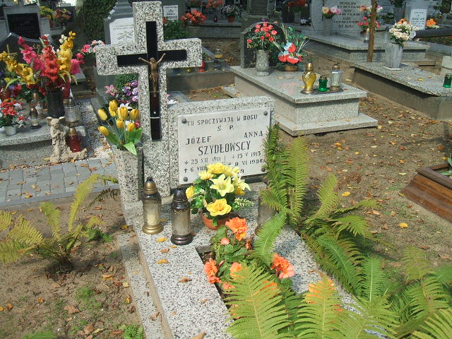 Grób Józef Szydłowski